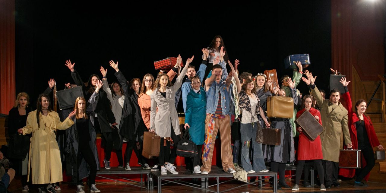 <span class="entry-title-primary">Népkör: Hair</span> <span class="entry-subtitle">Szabadka, Népkör MMK, március 13. Kezdés: 19.30</span>