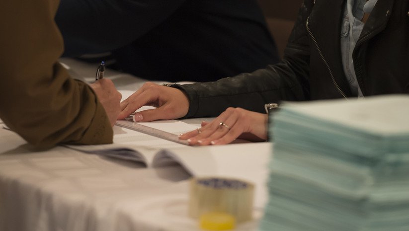 Szavaznak a halottak és a 120 évnél idősebbek is!