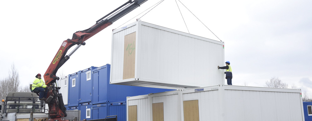 Életbe lép a megerősített jogi határzár