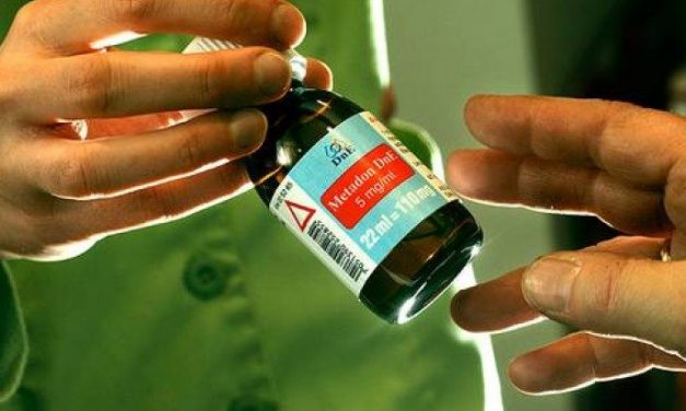 Kávét főztek, majd metadont loptak