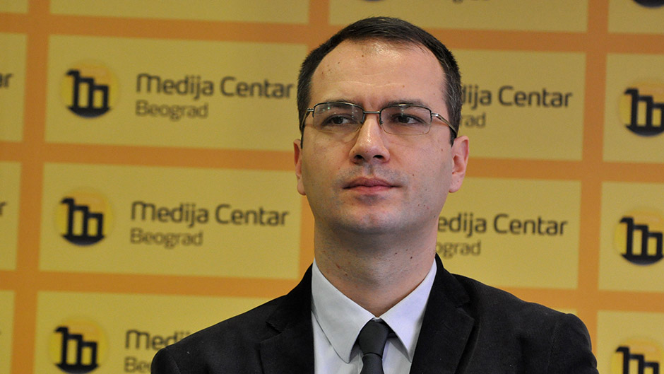 Jovanović: Fenyegetnek, zaklatnak