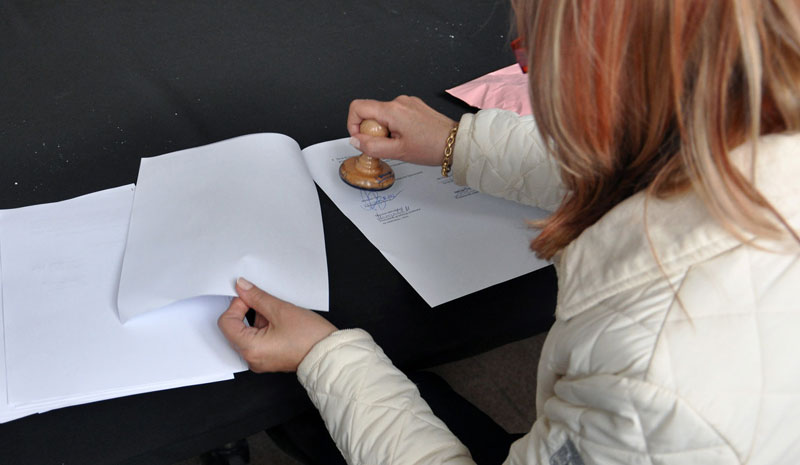 Március 1-től hol lehet hitelesíteni a dokumentumokat?