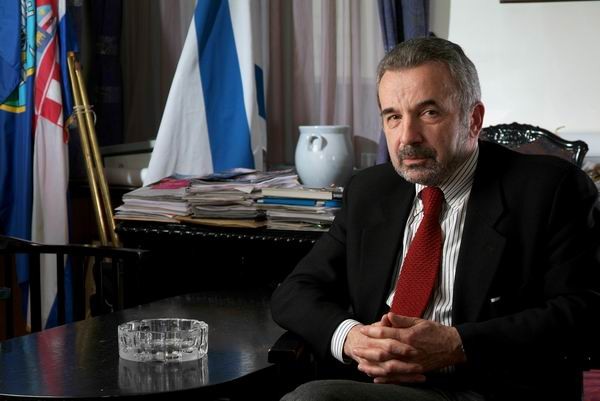 <span class="entry-title-primary">Az usztasák pénze</span> <span class="entry-subtitle">Három és fél milliárd dollárra perelték az egykori rezsim áldozatainak leszármazottai Horvátországot</span>