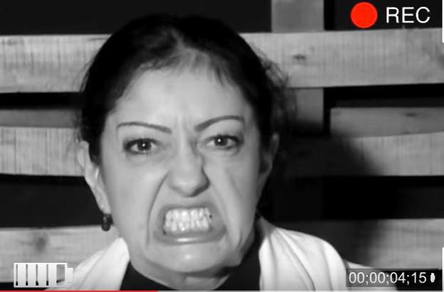 <span class="entry-title-primary">Munkahelyi gerincbántalmak</span> <span class="entry-subtitle">Abszurd helyzeteket szül a kiszolgáltatottság</span>