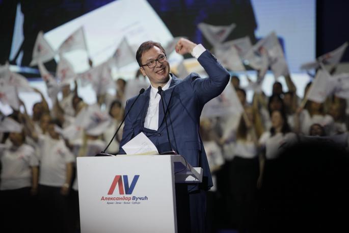 650-en Vučić mellett – Ceca és néhány magyar is