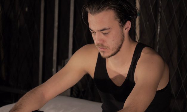 <span class="entry-title-primary">Senki fia</span> <span class="entry-subtitle">Zenta, Zentai Magyar Kamaraszínház, március 10. – Kezdés: 19.30</span>