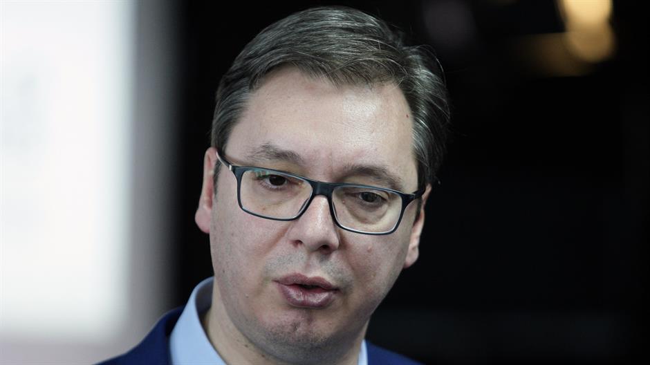 Vučić: Március végére 400 euró lesz az átlagfizetés