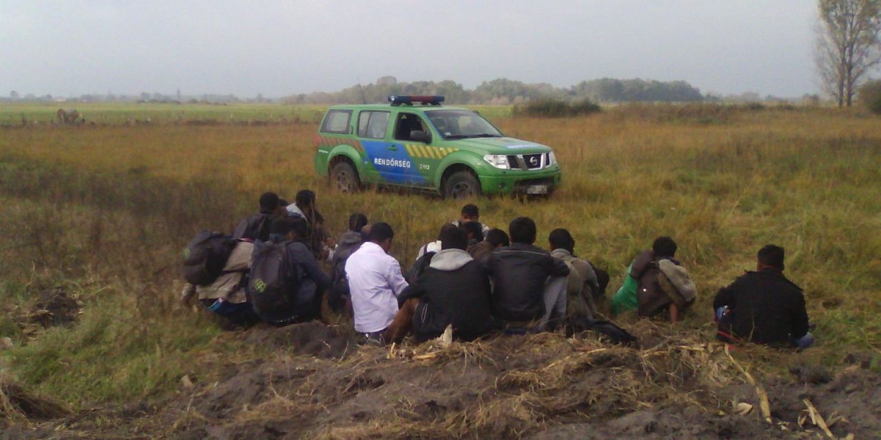 Tizenhat határsértőt tartóztattak föl a hétvégén