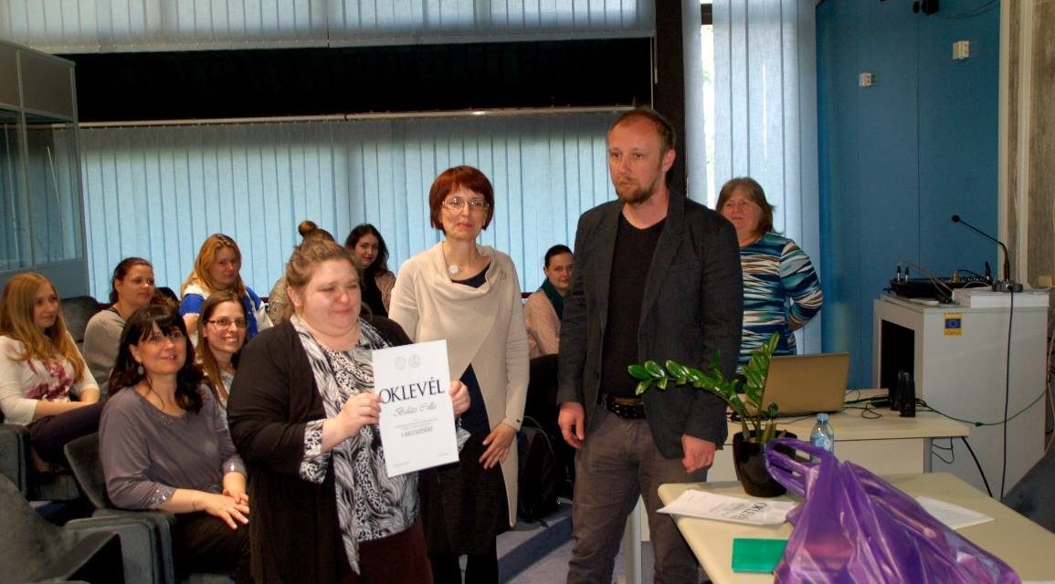 <span class="entry-title-primary">„Mindent látni akarok”</span> <span class="entry-subtitle">Az 5. egyetemista esszépályázat díjátadó ünnepsége a Magyar Tanszéken</span>