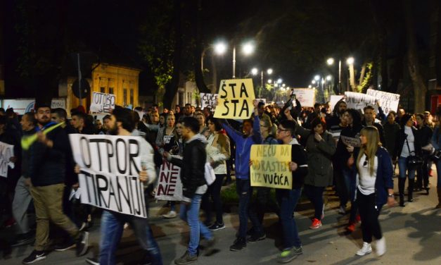 <span class="entry-title-primary">A tüntetések megzavarására készültek</span> <span class="entry-subtitle">Szervezett csoportok és egyének terveztek akciókat a mai belgrádi demonstráción</span>