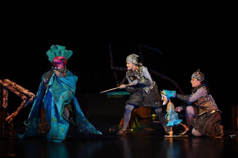 <span class="entry-title-primary">Jancsi és Juliska</span> <span class="entry-subtitle">Topolya, a Művelődési Ház moziterme, április 12. – Kezdés: 10,15</span>