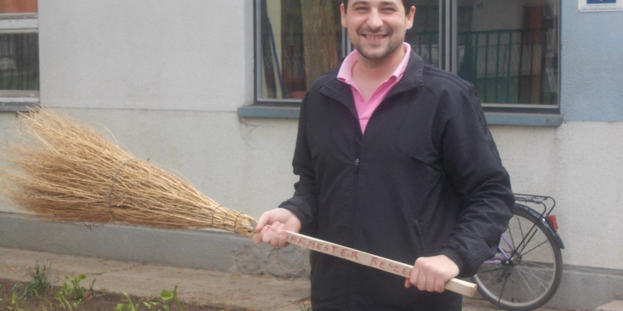 Az adai polgármester kéri a polgárokat, hogy Vučićra szavazzanak