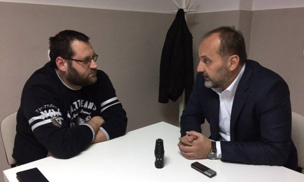 <span class="entry-title-primary">Szerbia nem egy elátkozott ország</span> <span class="entry-subtitle">Saša Janković a Szabad Magyar Szónak: Aleksandar Vučić hatalma attól nőtt meg, hogy minden alternatívát megsemmisített maga körül</span>