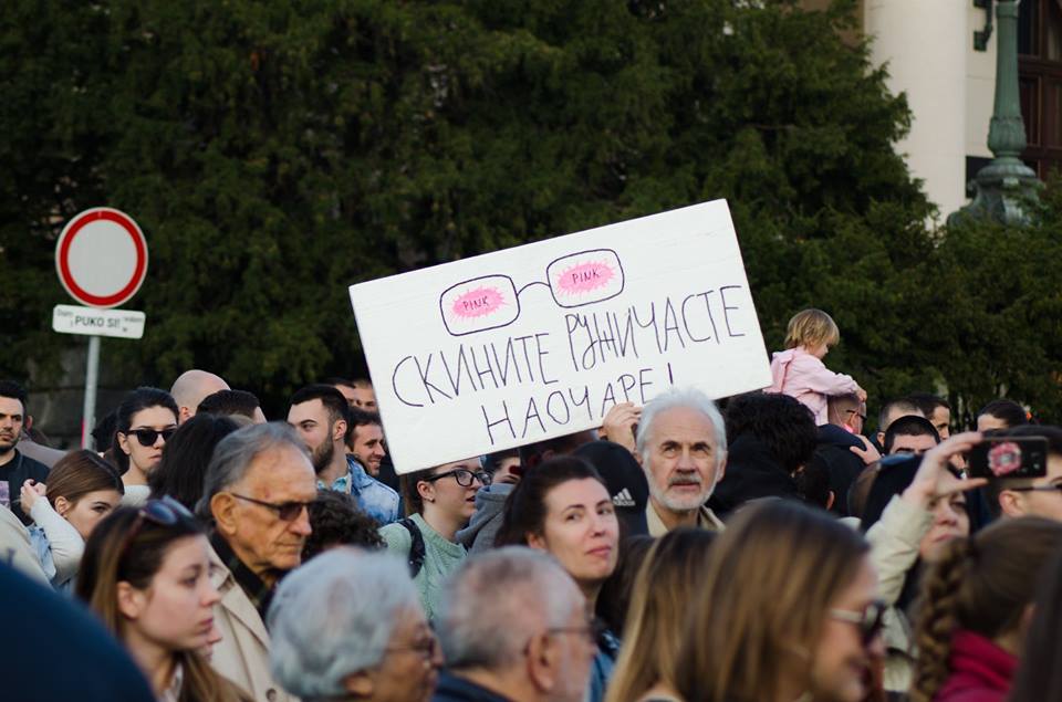 <span class="entry-title-primary">Vulin és a „sárga” szerkesztők</span> <span class="entry-subtitle">Növekszik a feszültség a keddi tüntetések előtt</span>