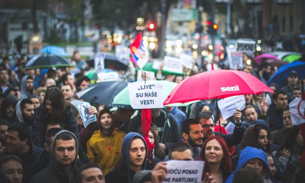 A pedagógus szakszervezet is támogatja a tüntetőket