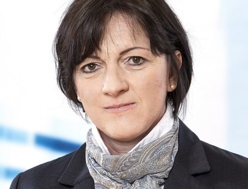 <span class="entry-title-primary">Szemerkényi Réka belebukott a CEU-ügybe</span> <span class="entry-subtitle">Hazahívják Magyarország washingtoni nagykövetét, mert nem tudta meggyőzni az amerikaiakat az Orbán-kormány igazáról CEU-ügyben</span>