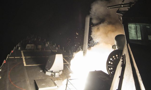 <span class="entry-title-primary">Donald Trump nekiment Szíriának</span> <span class="entry-subtitle">Az Egyesült Államok „besokallt” a gáztámadás miatt, Oroszország tiltakozik</span>