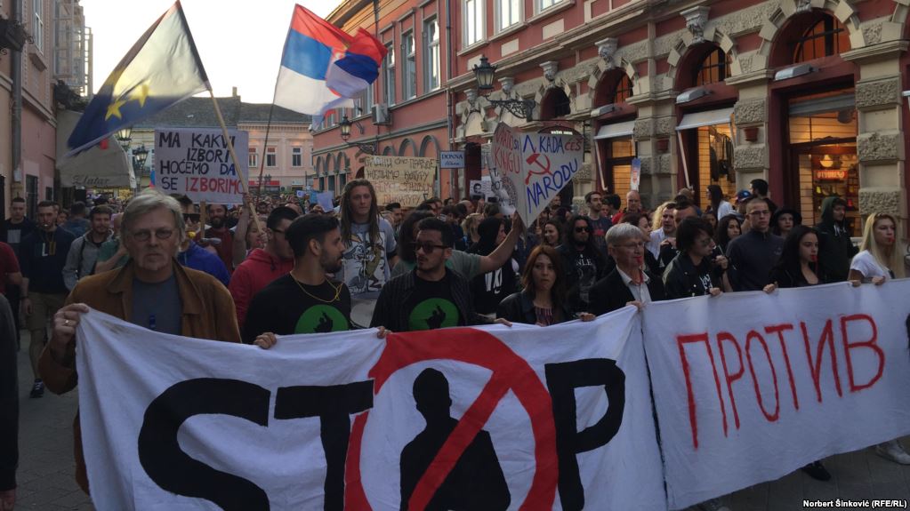 A tüntetők főutakat, egyetemeket, hidakat zárnak le?