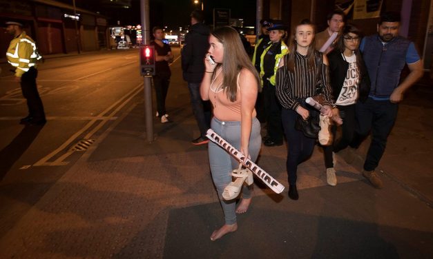 Képek a manchesteri robbantás után