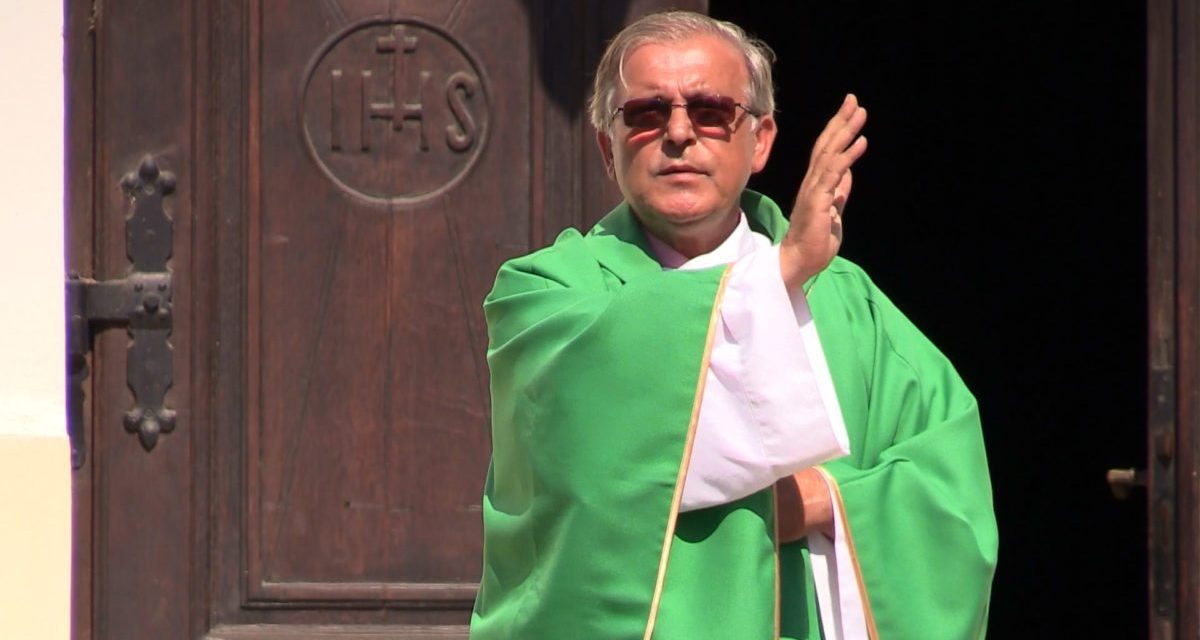 <span class="entry-title-primary">Fohász a déli végeken</span> <span class="entry-subtitle">Portréfilm Bogdán József papköltőről a Duna Worldon</span>