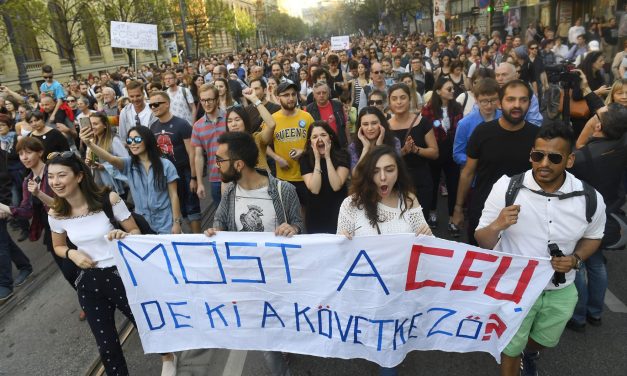 Keményen lép fel az EP Magyarország ellen