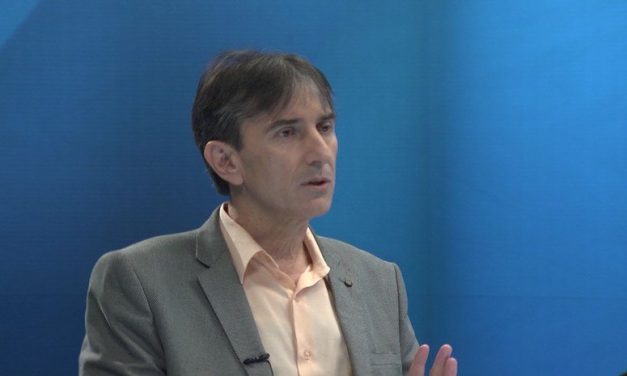 „Vučić alig várja már a rendkívüli választást”