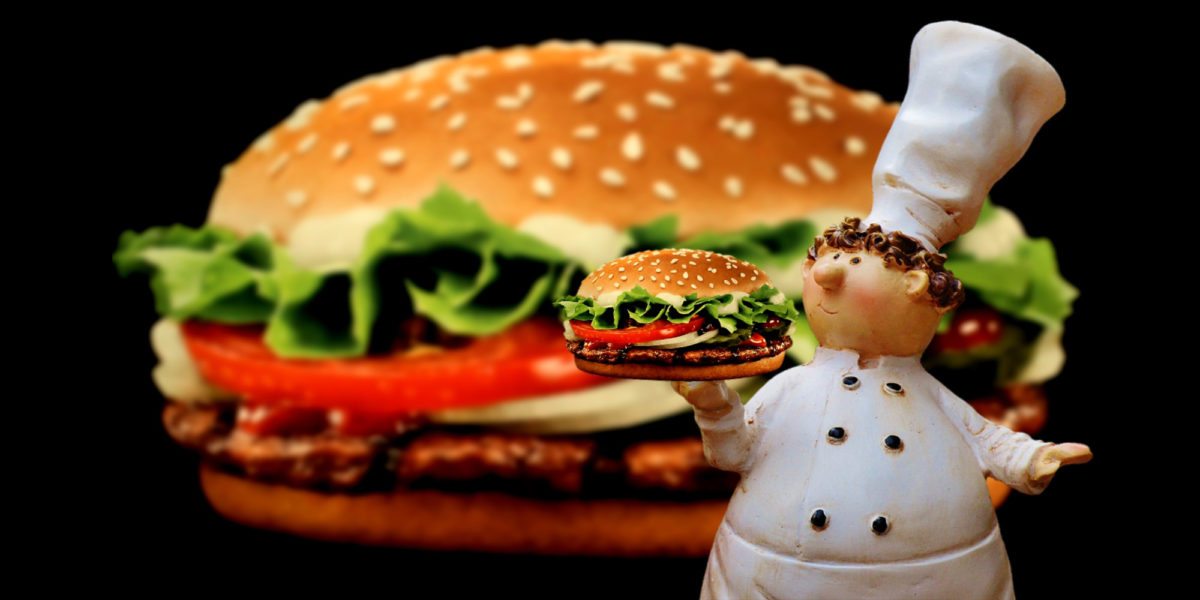 <span class="entry-title-primary">McWorld – barátságért hamburgert?</span> <span class="entry-subtitle">Május 28-án van a hamburger napja</span>