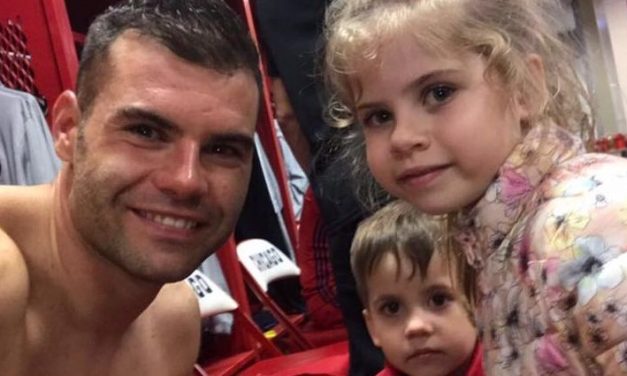 Nikolić megállíthatatlan – gyönyörű gól a harmadik percben – VIDEÓ