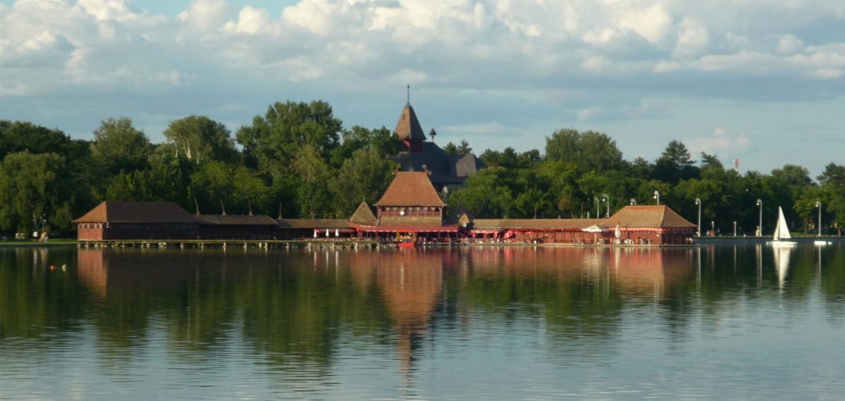Újra várja az utasokat a palicsi kisvasút