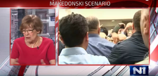 Vesna Pešić: Vučić nem adja át békésen a hatalmat