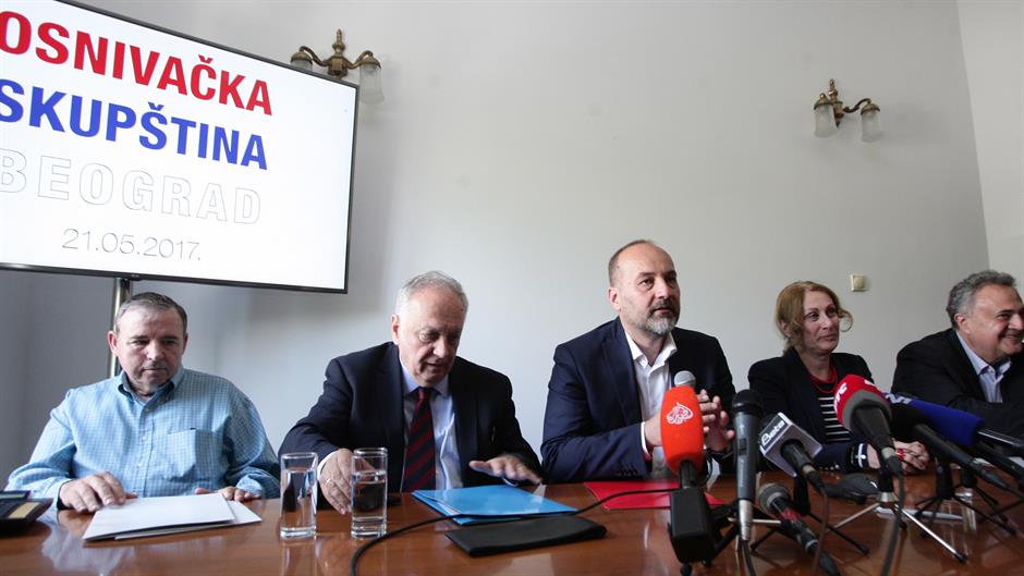 <span class="entry-title-primary">Szerbia Szabad Polgárai – megalakult Saša Janković mozgalma</span> <span class="entry-subtitle">Az alapítók között vajdasági magyar magánemberek is vannak</span>