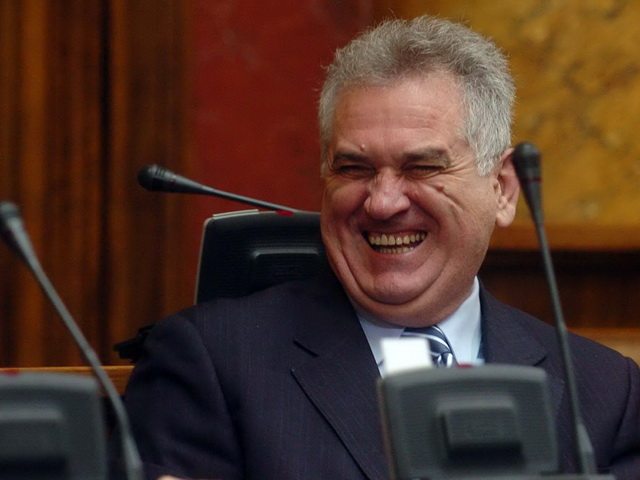 Nikolić – nyugdíj helyett új munkahely