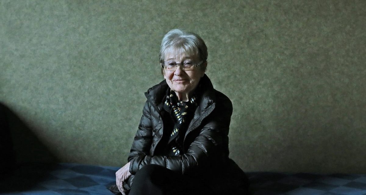 <span class="entry-title-primary">Törőcsik Mari, a pesti nő…</span> <span class="entry-subtitle">„Én már nyolcvanegy éves vagyok, de nem tudok szeretet nélkül élni”</span>