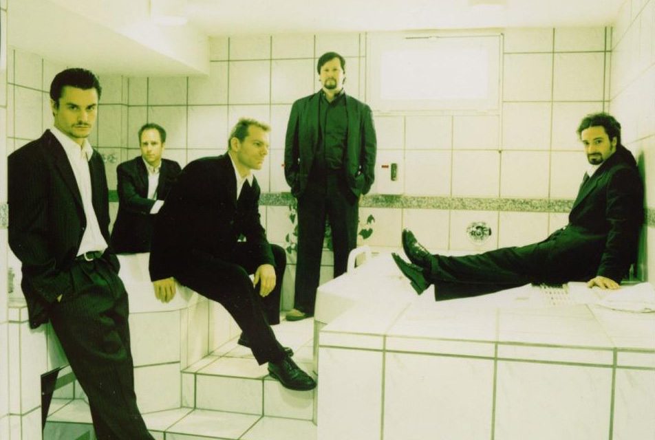 <span class="entry-title-primary">Szigeti históriák (2009/1)</span> <span class="entry-subtitle">Ezeregy fesztiváléj legszebb meséi</span>