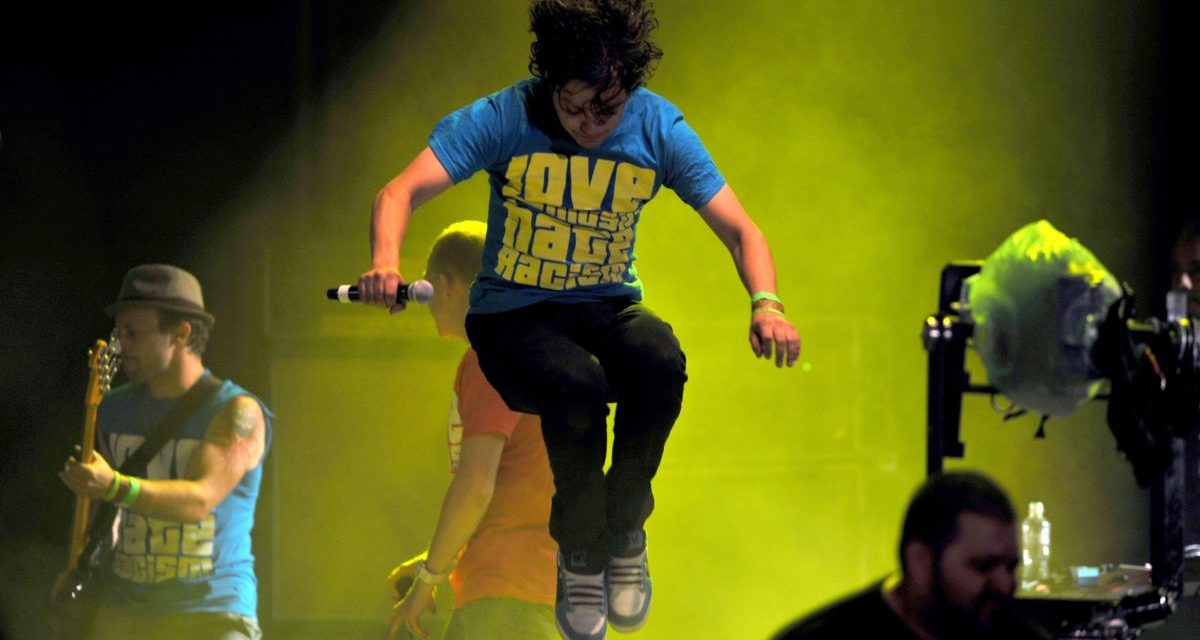 <span class="entry-title-primary">Szigeti históriák (2009/11)</span> <span class="entry-subtitle">Ezeregy fesztiváléj legszebb meséi</span>