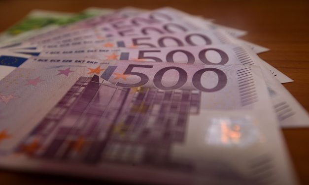 <span class="entry-title-primary">A drogtól az ürülékig bármi lehet a bankókon</span> <span class="entry-subtitle">Ha tudnánk, mi minden van a bankjegyeken, nem biztos, hogy annyira vágynánk a birtoklásukra…</span>