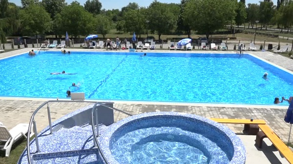 Bácskossuthfalva: Átadták a wellness medencét