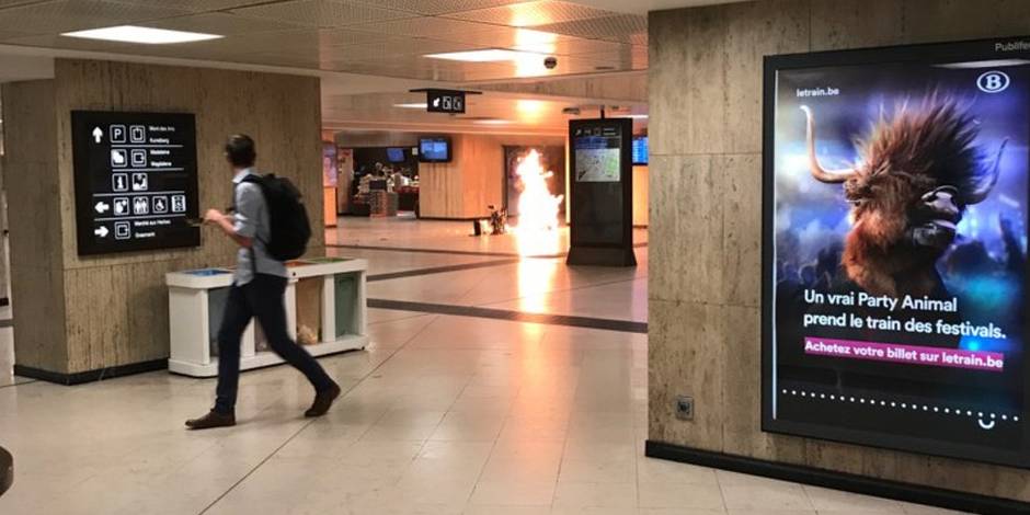 <span class="entry-title-primary">Kisebb robbanás történt Brüsszelben (ÉLŐ VIDEÓVAL)</span> <span class="entry-subtitle">Merényletet akadályoztak meg a hatóságok</span>