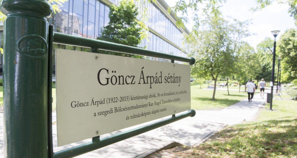 Egy ország Árpi bácsija