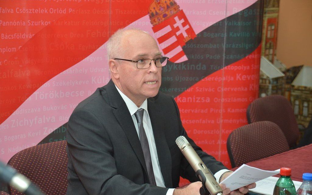 <span class="entry-title-primary">„Hajnal Jenő szembement az MNT több szervének a döntésével”</span> <span class="entry-subtitle">Joó Horti Lívia: Intézményi hatásköri túllépések, önkényes döntések és a döntéshozatali szervek kiskorúsítása jellemezték a csantavéri iskola igazgatójának megválasztását</span>