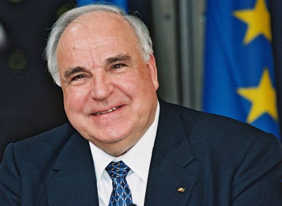 Meghalt Helmut Kohl