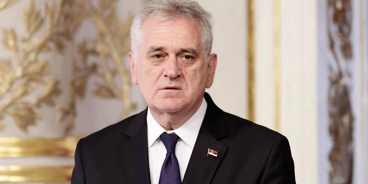 Tomislav Nikolić ötezer eurót gyűjtött Kínának a koronavírus elleni küzdelemre