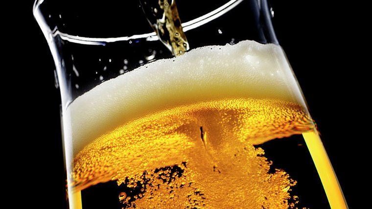 <span class="entry-title-primary">Mennyi sört iszik a magyar?</span> <span class="entry-subtitle">A kilencvenes évek óta jelentősen csökkent a sörfogyasztás Magyarországon</span>