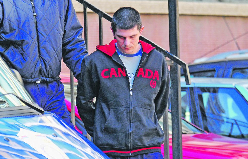 <span class="entry-title-primary">Negyven év börtöntüntetést is kaphat a csecsemő- és feleséggyilkos</span> <span class="entry-subtitle">Hétfőn kezdődött a veterniki Szabó Árpád tárgyalása</span>