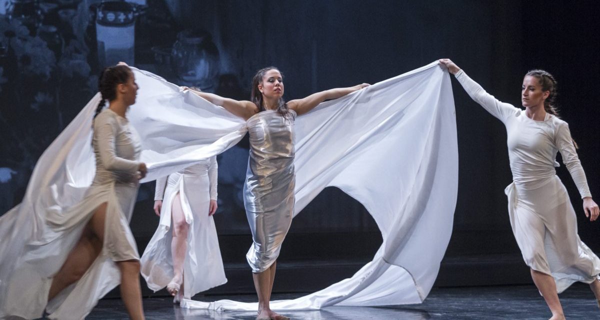 <span class="entry-title-primary">Se szó se beszéd</span> <span class="entry-subtitle">Tolnai Ottó verse</span>