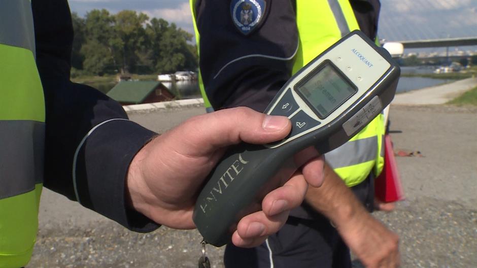 Négy ezrelék körüli véralkohol-szintet mértek egy sofőrnél
