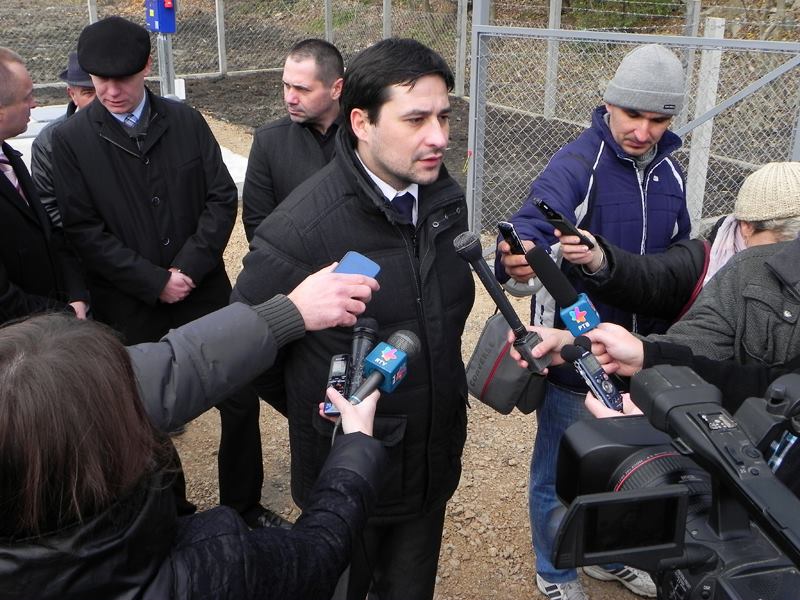 Ada polgármestere vezeti az egyik pártból a másikba átigazolók listáját