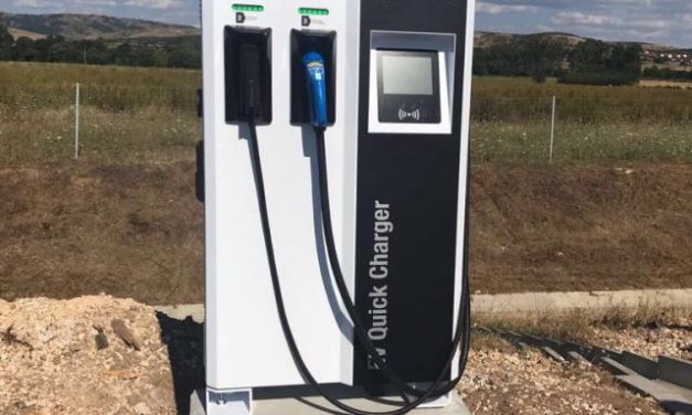 <span class="entry-title-primary">Megnyílt az első elektromos autó töltőállomás Szerbiában</span> <span class="entry-subtitle">Augusztusban állítólag Szabadka környékén is lehet áramot tankolni</span>