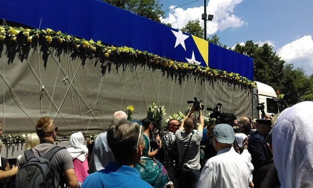 <span class="entry-title-primary">Az idén 71 áldozatot temetnek el Potočariban</span> <span class="entry-subtitle">Kedden lesz a srebrenicai mészárlás kezdetének évfordulója</span>