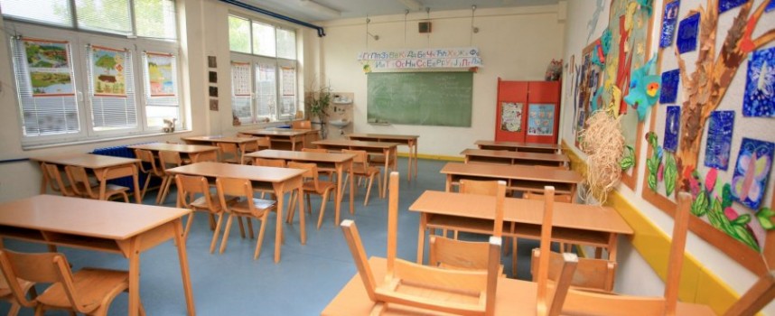 <span class="entry-title-primary">Forog-e Dositej a sírjában? (II. rész)</span> <span class="entry-subtitle">Boszorkányüldözés és más furcsaságok – Év végi oktatási kór- és körkép</span>